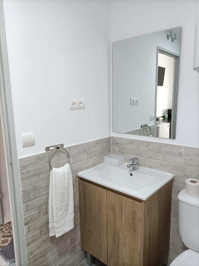 Hostal Las Encinas Вильявисьоса-де-Одон Экстерьер фото