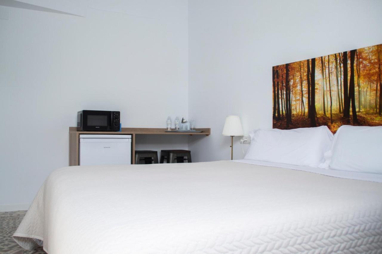 Hostal Las Encinas Вильявисьоса-де-Одон Экстерьер фото