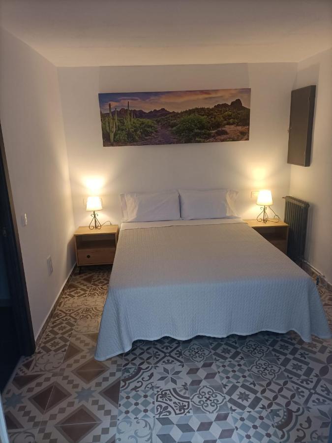 Hostal Las Encinas Вильявисьоса-де-Одон Экстерьер фото